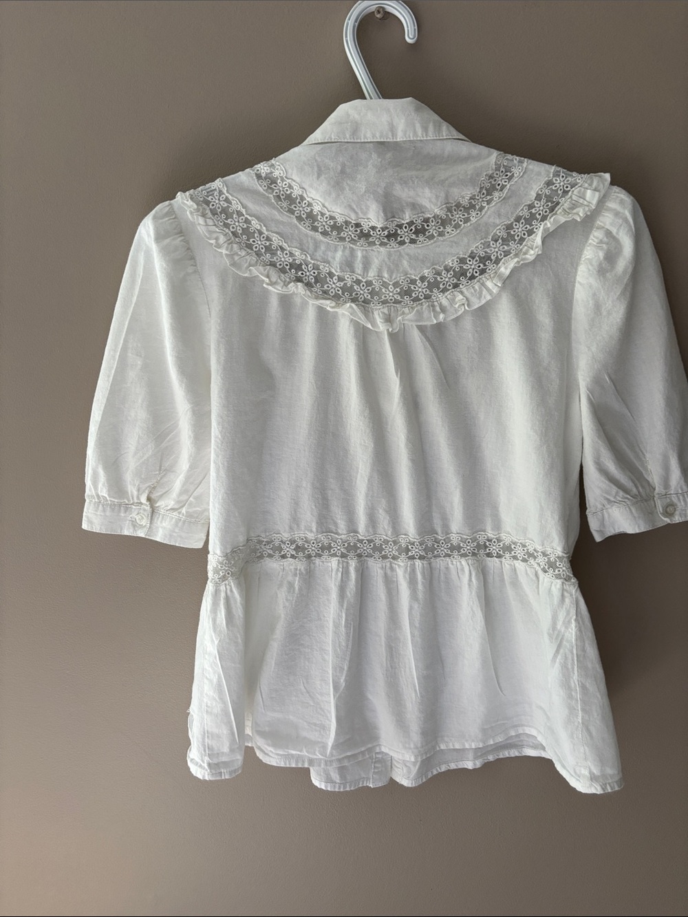 White Lace-Trim Ruffle Button Front Women's Top - Picture 2 of 5